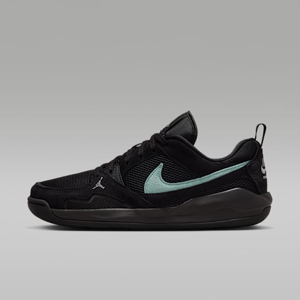 Jordan Black Low Top Shoes. Nike.com